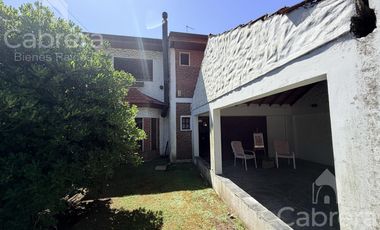 Venta de Casa 4 dorm Villa Elisa La Plata