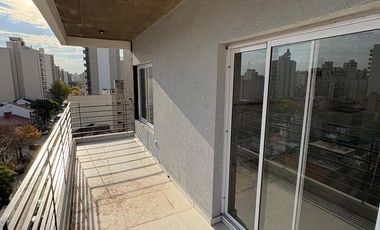 VENTA DEPARTAMENTO 2 AMBIENTES CON PATIO LANUS ESTE