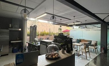 Oficina Renta, Novo Emerald Business and Health Center.