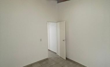 PH SIN EXPENSAS - PATIO PROPIO - TODOS LOS SERVICIOS - RAPIDOS ACCESOS