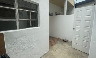 PH SIN EXPENSAS - PATIO PROPIO - TODOS LOS SERVICIOS - RAPIDOS ACCESOS