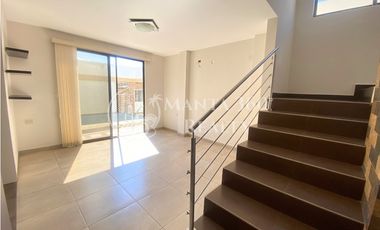 Casa en Venta Manta Beach, Sur de Manta