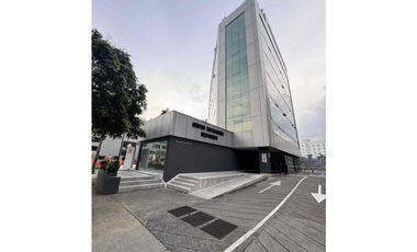 Oficina moderna y funcional en Centro Empresarial Chipichape