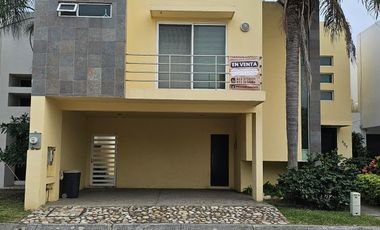 Casa en condominio - Fraccionamiento Residencial El Náutico