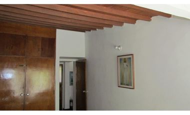 CASA UNIFAMILIAR PARA LA VENTA UBICADA EN CALASANZ