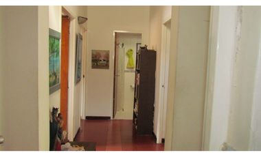 CASA UNIFAMILIAR PARA LA VENTA UBICADA EN CALASANZ