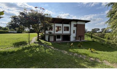 VENTA DE FINCA-HOTEL EN CIRCASIA, QUINDO, COLOMBIA