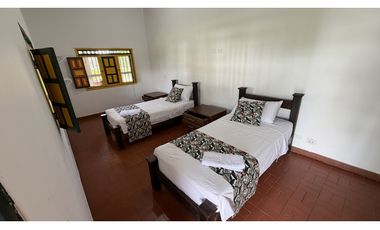 VENTA DE FINCA-HOTEL EN CIRCASIA, QUINDO, COLOMBIA