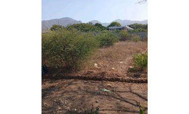 Lote cerca al aeropuerto Santa Marta Colombia