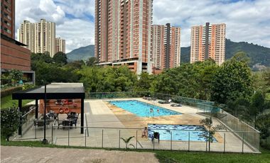 Vendo Apto 82 mts en Suramérica unidad completa y excelentes  acabados