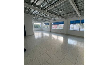 SE VENDE ó SE ALQUILA LOCAL COMERCIAL EN JAMUND 9706062 TP