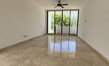 Casa en  venta en Mérida YCC  club de Golf YCC 5 recámaras