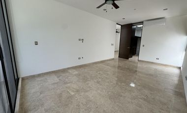 Casa en  venta en Mérida YCC  club de Golf YCC 5 recámaras