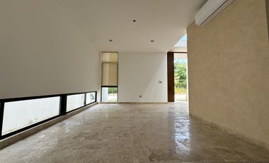 Casa en  venta en Mérida YCC  club de Golf YCC 5 recámaras