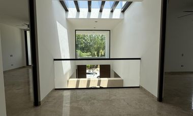 Casa en  venta en Mérida YCC  club de Golf YCC 5 recámaras