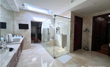 ALQUILER O VENTA DE CASA DE LUJO CON PISCINA EN ALTOS DEL GOLF (8)