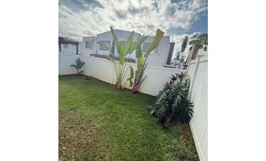 SE ALQUILA CASA EN PASEO DEL NORTE  PH EVEREST