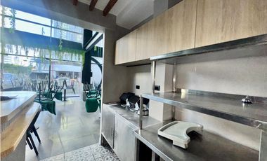 ALQUILER LOCAL COMERCIAL AVENIDA BALBOA LISTO PARA OCUPAR 100M2 CV