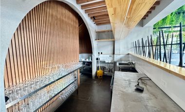 ALQUILER LOCAL COMERCIAL AVENIDA BALBOA LISTO PARA OCUPAR 100M2 CV