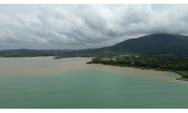 SE VENDE EN VERACRUZ - GRAN TERRENO FRENTE AL MAR - BIQUE