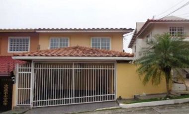 Casa amoblada en Limajo