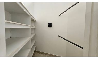 SE VENDE CASA EN EL HEXAGONO - ALTOS DEL GOLF - SAN FRANCISCO