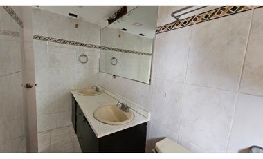 SE VENDE CASA EN EL HEXAGONO - ALTOS DEL GOLF - SAN FRANCISCO