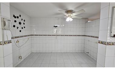 SE VENDE CASA EN EL HEXAGONO - ALTOS DEL GOLF - SAN FRANCISCO