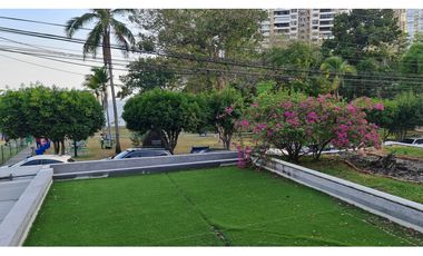 SE VENDE CASA EN PAITILLA FRENTE AL PARQUE CON VISTA AL MAR