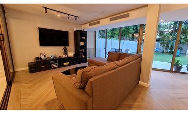 SE VENDE CASA EN PAITILLA FRENTE AL PARQUE CON VISTA AL MAR