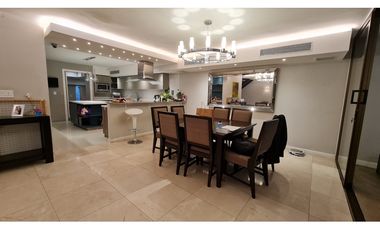 SE VENDE CASA EN PAITILLA FRENTE AL PARQUE CON VISTA AL MAR