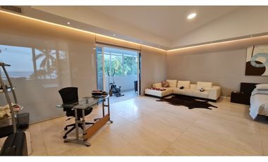 SE VENDE CASA EN PAITILLA FRENTE AL PARQUE CON VISTA AL MAR