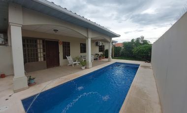 Venta de Casa en Penonomé, Urb.Paseo del Río