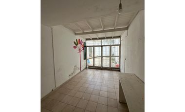LOCAL COMERCIAL - CATAMARCA 1600