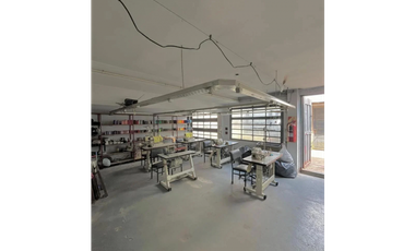 VENTA - Galpón industrial ideal para deposito 520m2 - Zona El Gaucho