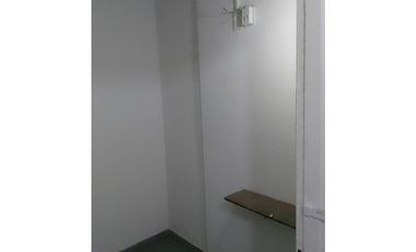 ALQUILER 24 MESES - Deposito amplio idea para comercio - Zona Centro