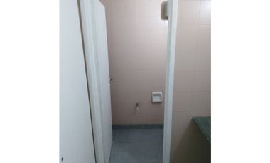 ALQUILER 24 MESES - Deposito amplio idea para comercio - Zona Centro