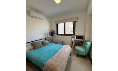 VENDE DEPARTAMENTO DE CATEGORA EN TORRES DEL MARQUES, Godoy Cruz.