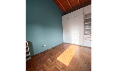 VENDE CASA - APTA A CREDITO HIPOTECARIO - B° JARDIN MARISTAS, Mendoza.