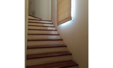 VENDE CASA - APTA A CREDITO HIPOTECARIO - B° JARDIN MARISTAS, Mendoza.