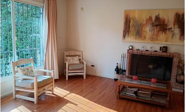 VENDE CASA - APTA A CREDITO HIPOTECARIO - B° JARDIN MARISTAS, Mendoza.