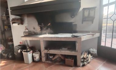 VENDE CASA - APTA A CREDITO HIPOTECARIO - B° JARDIN MARISTAS, Mendoza.