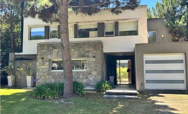 CASA EN ALQUILER EN COSTA ESMERALDA - RESIDENCIAL I 91