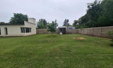 Casa en venta en Ameghino
