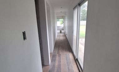 Casa en venta en Ameghino