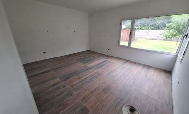 Casa en venta en Ameghino