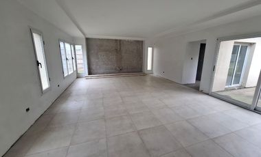Casa en venta en Ameghino