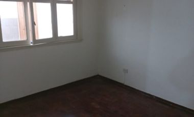 Departamento en alquiler en Wilde Centro