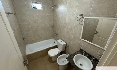 Departamento en venta c/ cochera en 9 de Julio