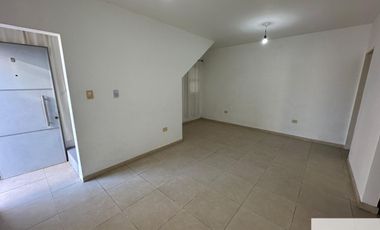 Departamento en venta c/ cochera en 9 de Julio